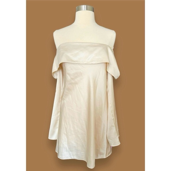 Reformation Maves Dress Almond - Picture 2 of 9